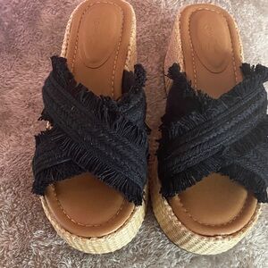 Universal Thread Women's Sally Heels size 9